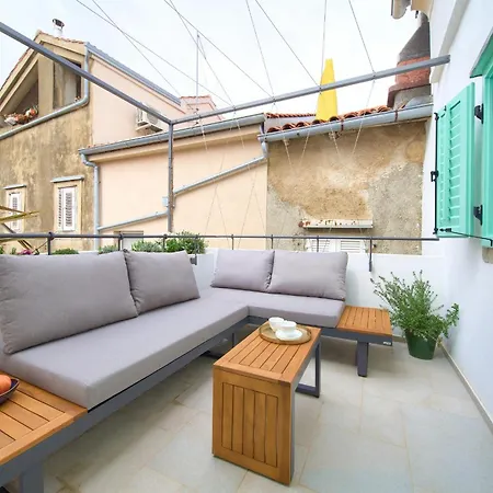 Bastinica Delux Ap 5 * * * * * * Krk Town