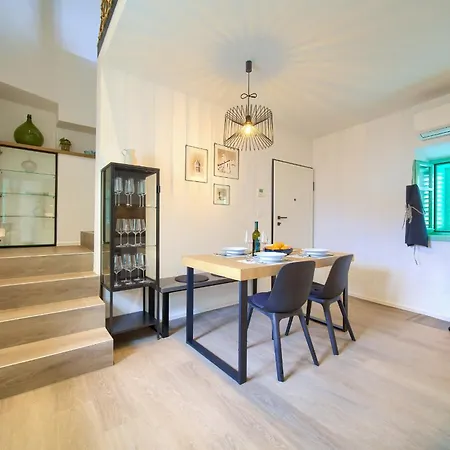 Bastinica Delux Ap 5 * * * * * Apartman *