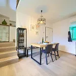 Bastinica Delux Ap 5 * * * * * Apartament *