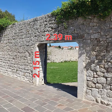 Apartament Bastinica Delux Ap 5 * * * * * Krk Town