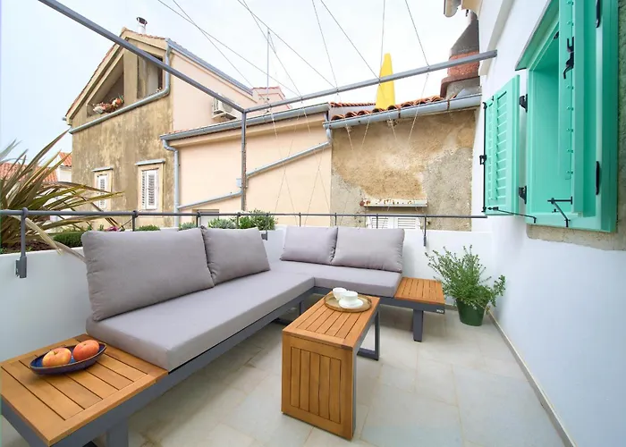 Bastinica Delux Ap 5 * * * * * * Krk Town